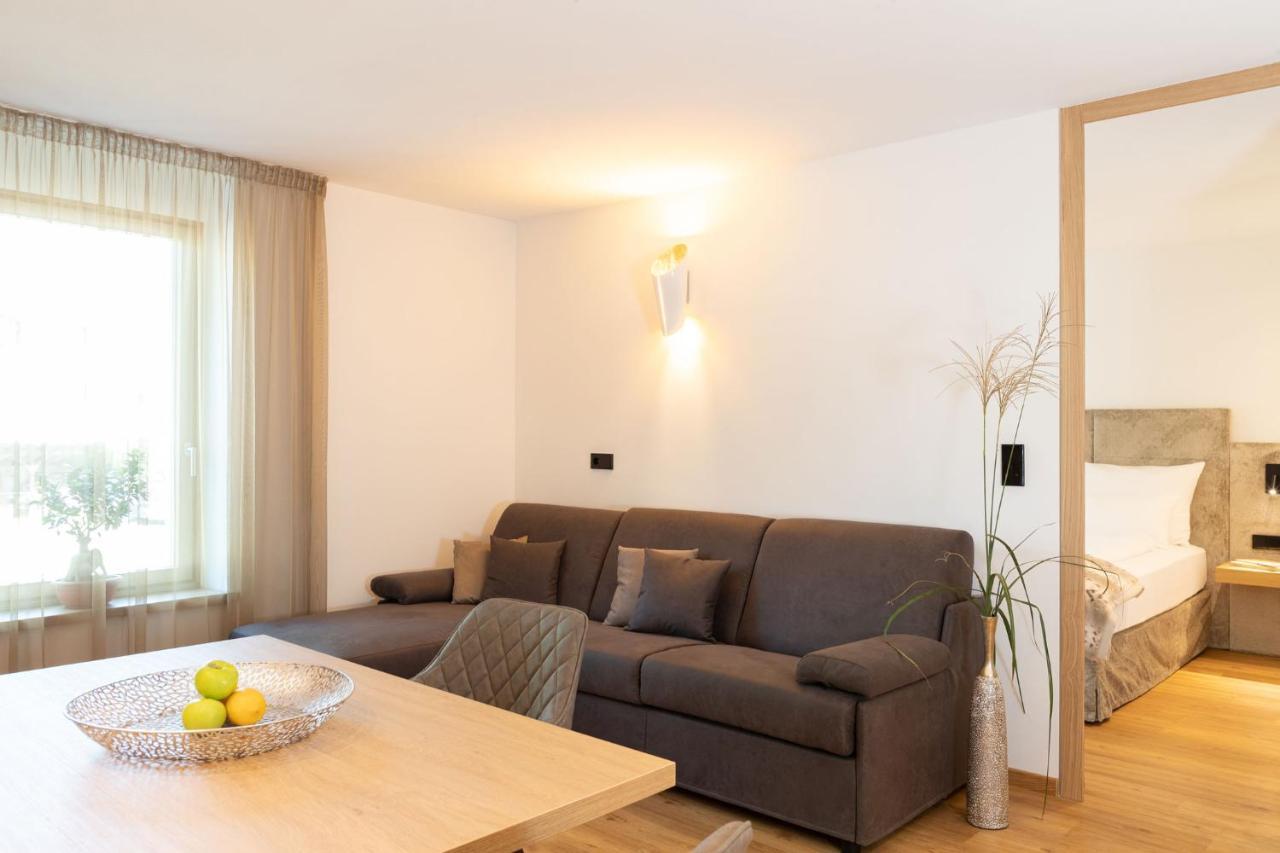 Nice Living Neue- Moderne Apartments Im Herzen Von Brixen - Kostenlose Brixencard - Ideal Fuer Familien, Paare, Geschaeftsreisende Und Allen Urlaubs Hungrigen Kültér fotó
